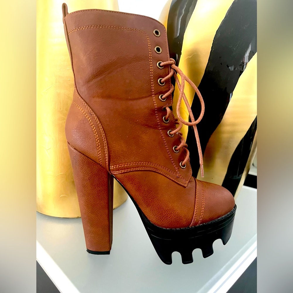 5.5” platform heel lace up boots